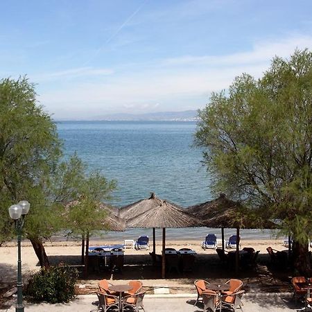 Noni Rooms Agia Trias Exteriör bild