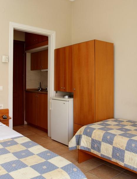 Noni Rooms Agia Trias Exteriör bild